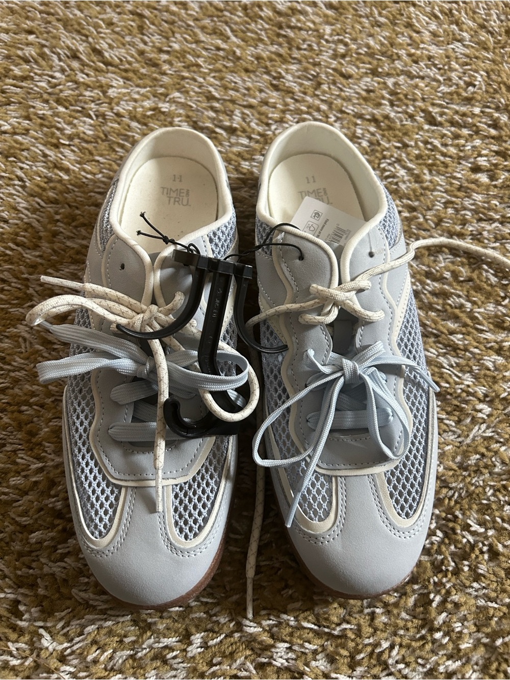 Time and Tru Women's Light Gray Mesh Lace-Up Athletic Sneakers